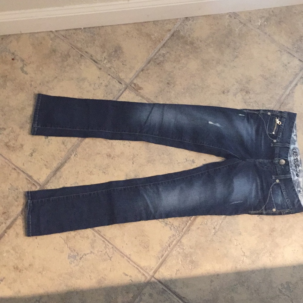 The perfect pair of Guess brand jeans!!!